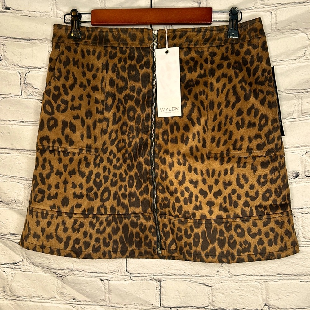 Wyldr Leopard Animal Print Zipper Skirt Size Large Brand New W/Tags